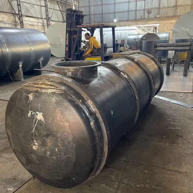 Vertical and Horizontal Stainless Steel Tanks