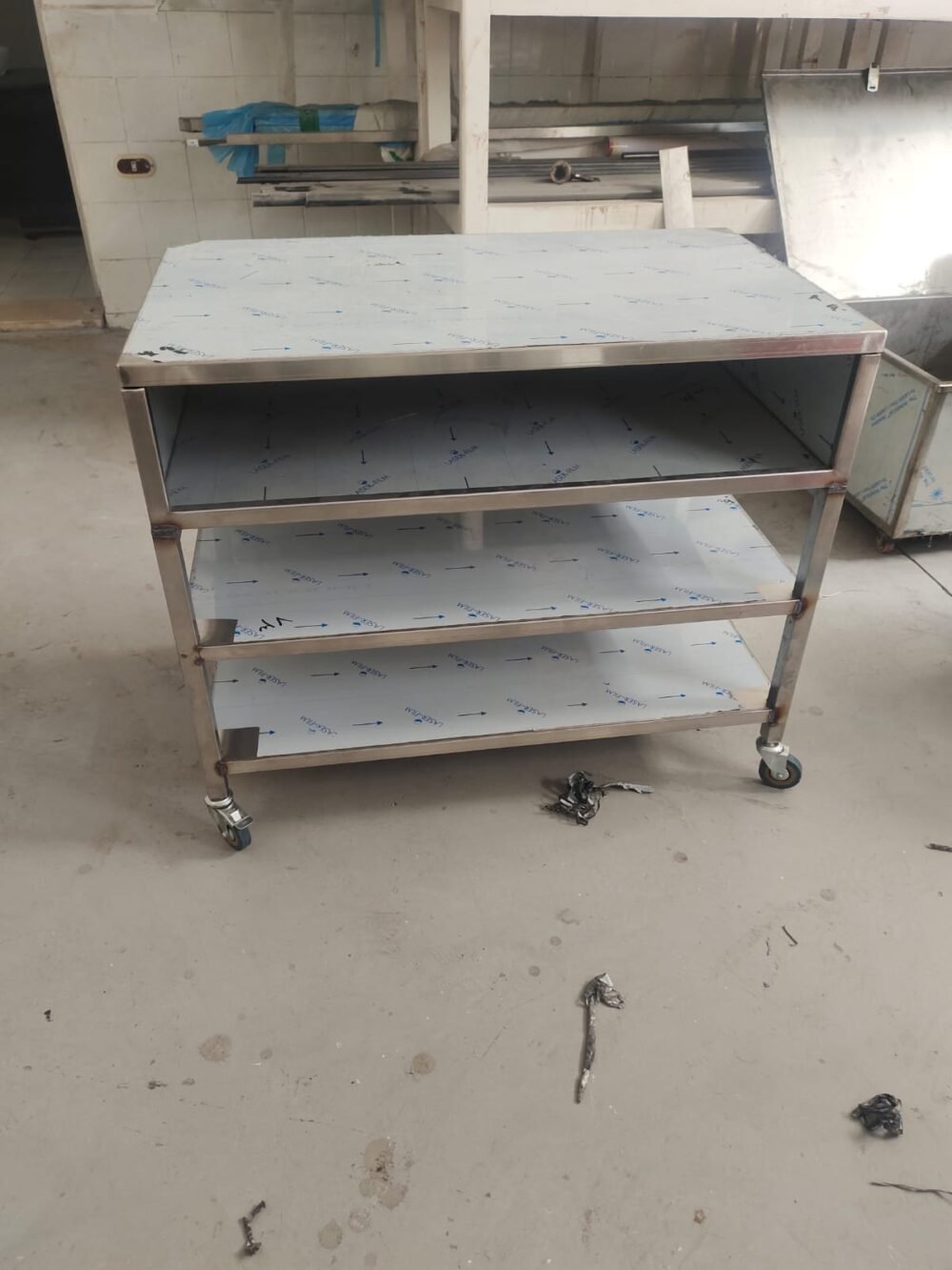 Trolley Table - Image 12